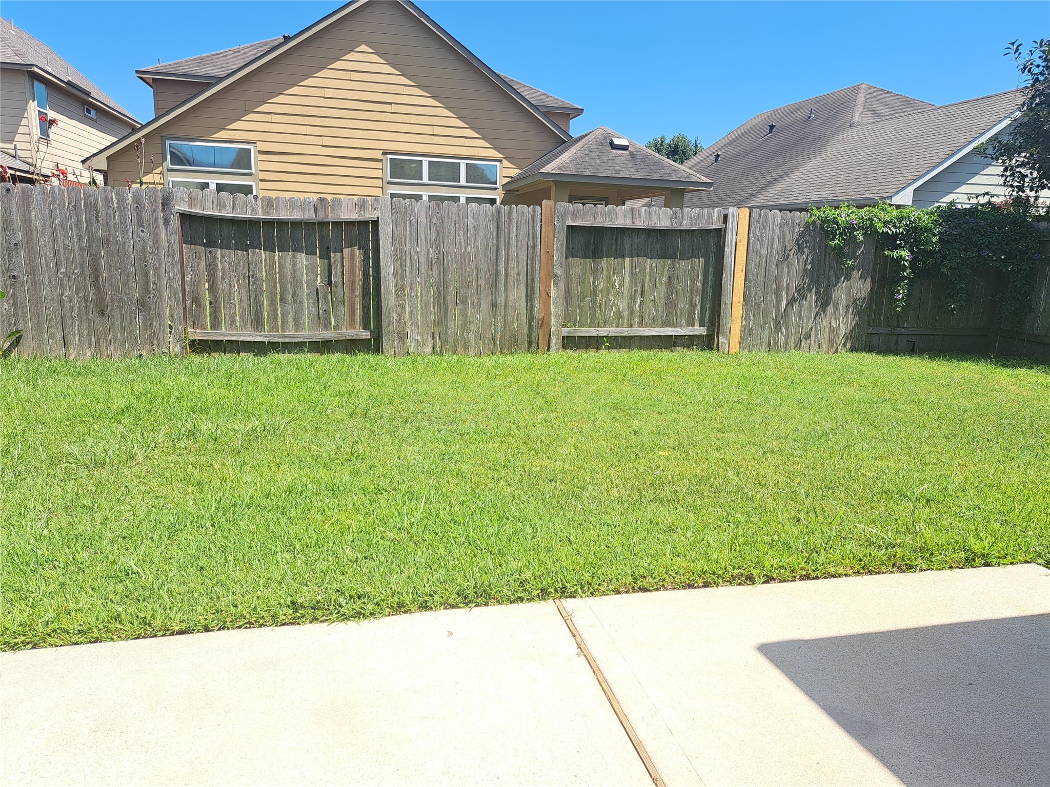 26315 Fox Ridge Lane Katy, TX 77494 - Photo 39 of 39 a view of a house with a garden