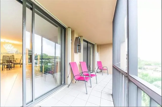 $229,000 | 3800 North Hills Drive, Unit 406, Hollywood, FL 33021