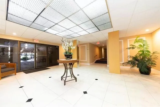 $229,000 | 3800 North Hills Drive, Unit 406, Hollywood, FL 33021