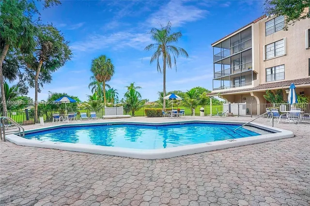 $229,000 | 3800 North Hills Drive, Unit 406, Hollywood, FL 33021