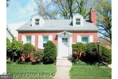122 West George Mason Road Falls Church, VA 22046 - Photo 1 of 1 Exterior (Main)