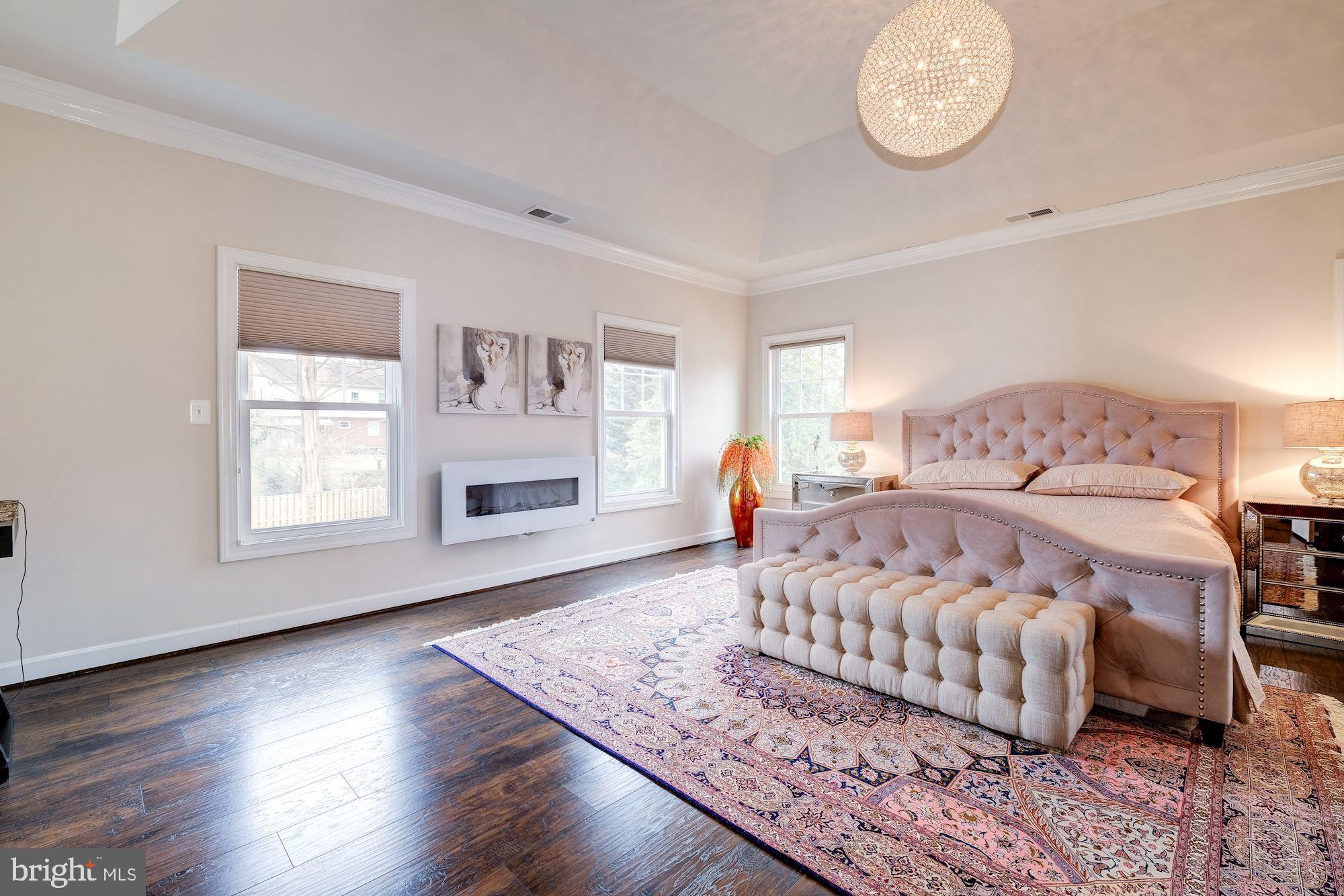 2310 North Glebe Road Arlington, VA 22207 - Photo 14 of 39 Master Suite