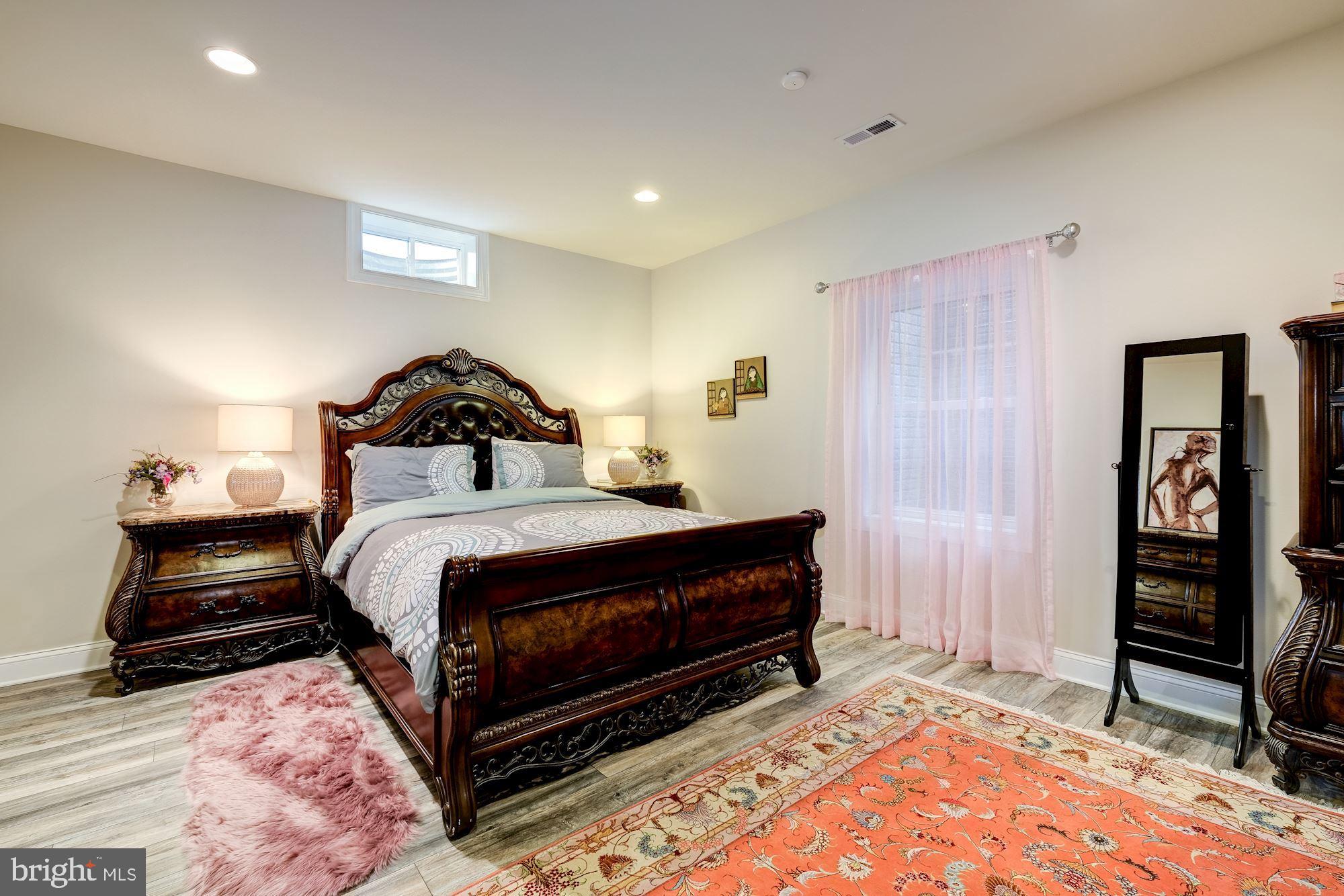 2310 North Glebe Road Arlington, VA 22207 - Photo 29 of 39 Lower Level Bedroom Suite