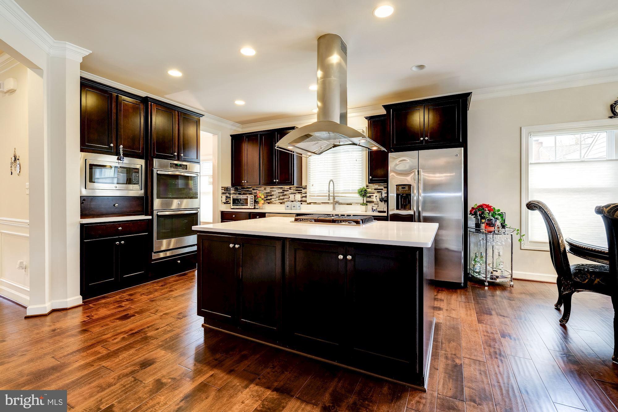 2310 North Glebe Road Arlington, VA 22207 - Photo 5 of 39 Kitchen