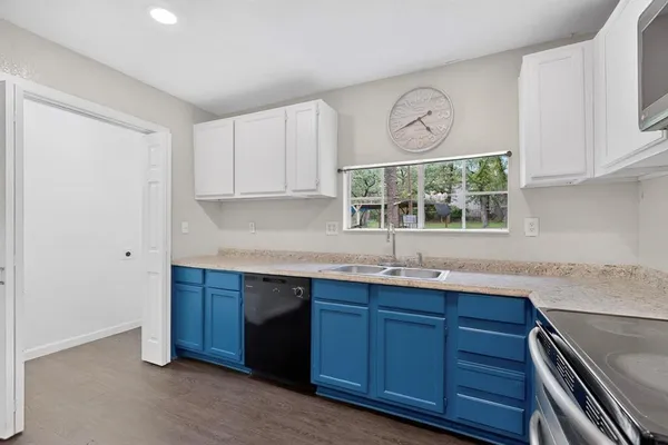 $1,300 | 5011 Briar Patch Lane, Burleson, TX 76028