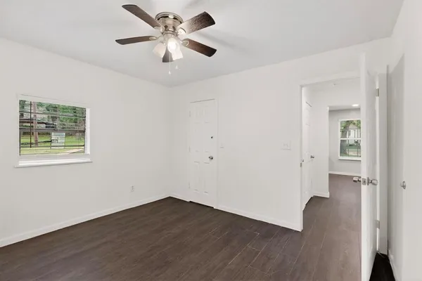 $1,300 | 5011 Briar Patch Lane, Burleson, TX 76028