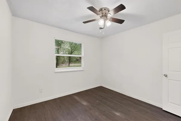 $1,300 | 5011 Briar Patch Lane, Burleson, TX 76028