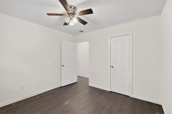 $1,300 | 5011 Briar Patch Lane, Burleson, TX 76028