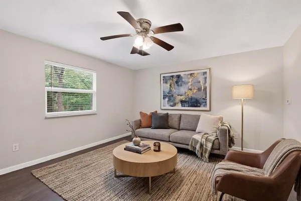 $1,300 | 5011 Briar Patch Lane, Burleson, TX 76028