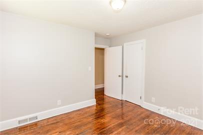 1714 Club Road, Unit 6 Charlotte, NC 28205 - Photo 11 of 14 a view of an empty room