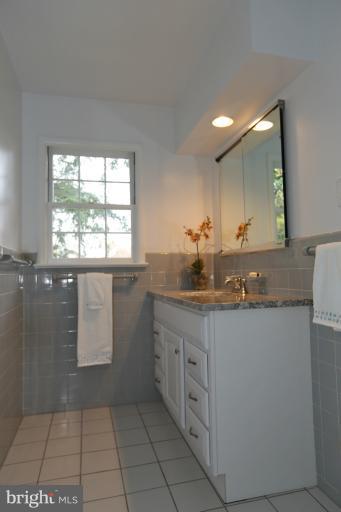 3604 Saul Road Kensington, MD 20895 - Photo 24 of 30 Bath