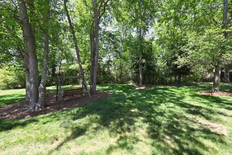 $799,900 | 110 Hattie Court, Hendersonville, TN 37075