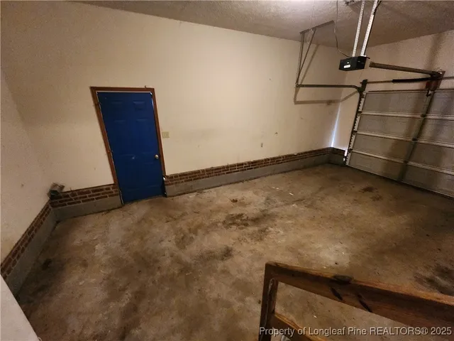 $1,400 | 6445 Rhemish Drive, Fayetteville, NC 28304