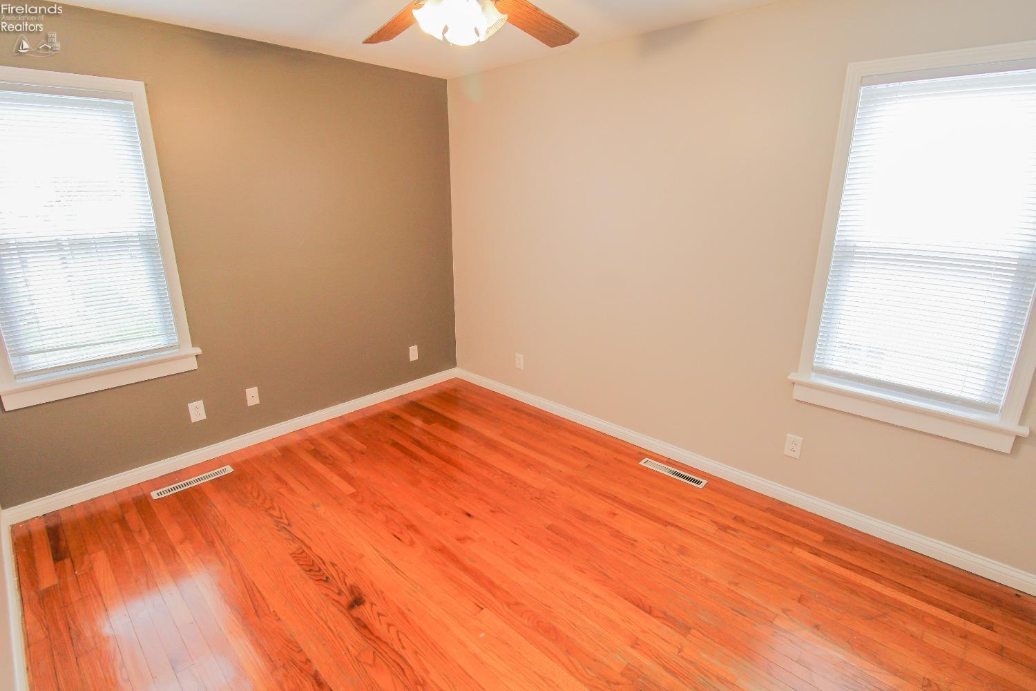 1106 Hollyrood Road Sandusky, OH 44870 - Photo 11 of 22 Gallery Image 11