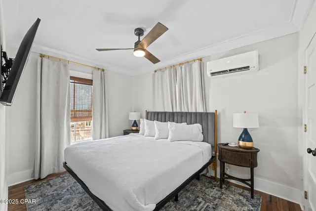 $599,000 | 20 4th Street, Apalachicola, FL 32320