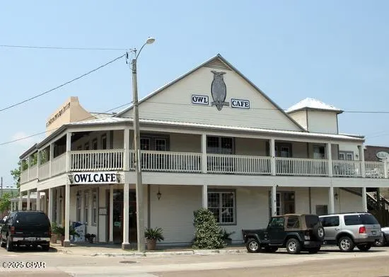 $599,000 | 20 4th Street, Apalachicola, FL 32320