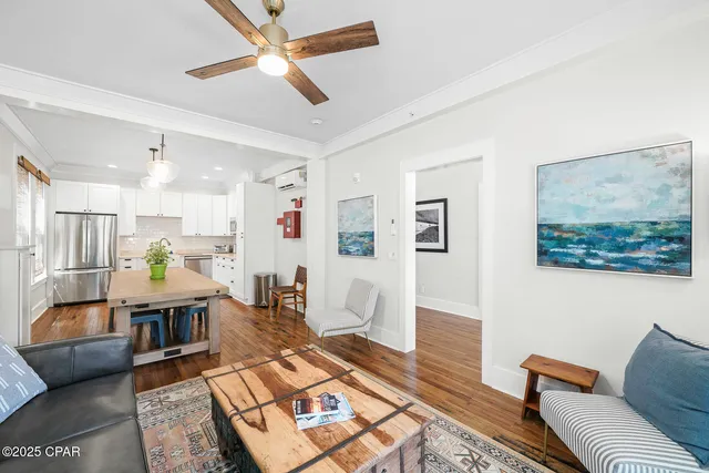 $599,000 | 20 4th Street, Apalachicola, FL 32320