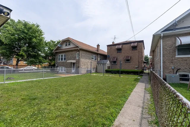$314,000 | 2802 Cuyler Avenue, Berwyn, IL 60402