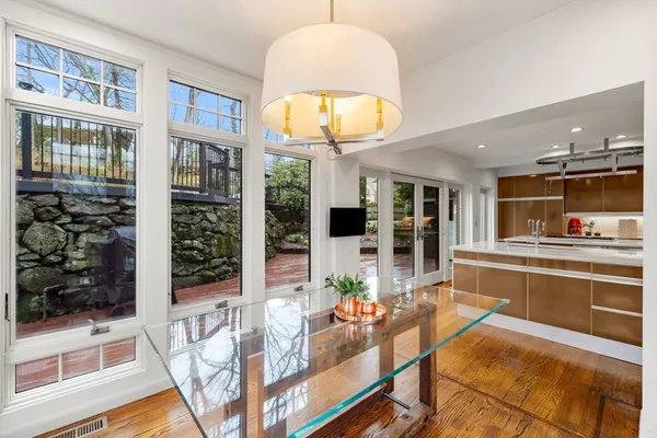 $2,650,000 | 1125 West Roxbury Parkway, Brookline, MA 02467