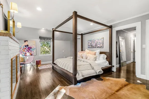$2,650,000 | 1125 West Roxbury Parkway, Brookline, MA 02467