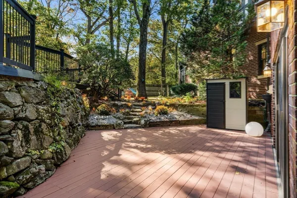 $2,650,000 | 1125 West Roxbury Parkway, Brookline, MA 02467