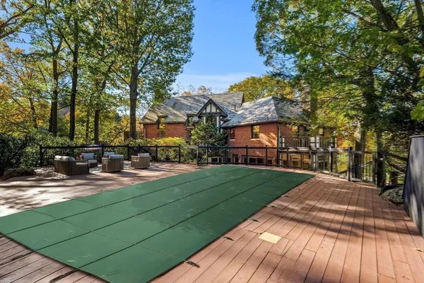 $2,650,000 | 1125 West Roxbury Parkway, Brookline, MA 02467