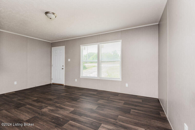 3750 Rineyville Road Elizabethtown, KY 42701 - Photo 12 of 24 DSC_2923