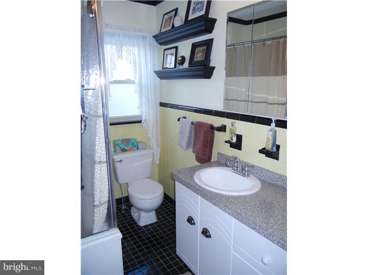 523 South Old Middletown Road Media, PA 19063 - Photo 13 of 25 Bathroom