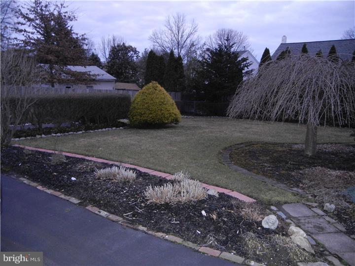 523 South Old Middletown Road Media, PA 19063 - Photo 23 of 25 Back Yard