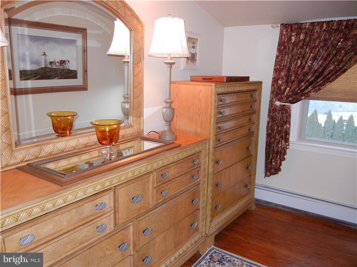 523 South Old Middletown Road Media, PA 19063 - Photo 9 of 25 Bedroom