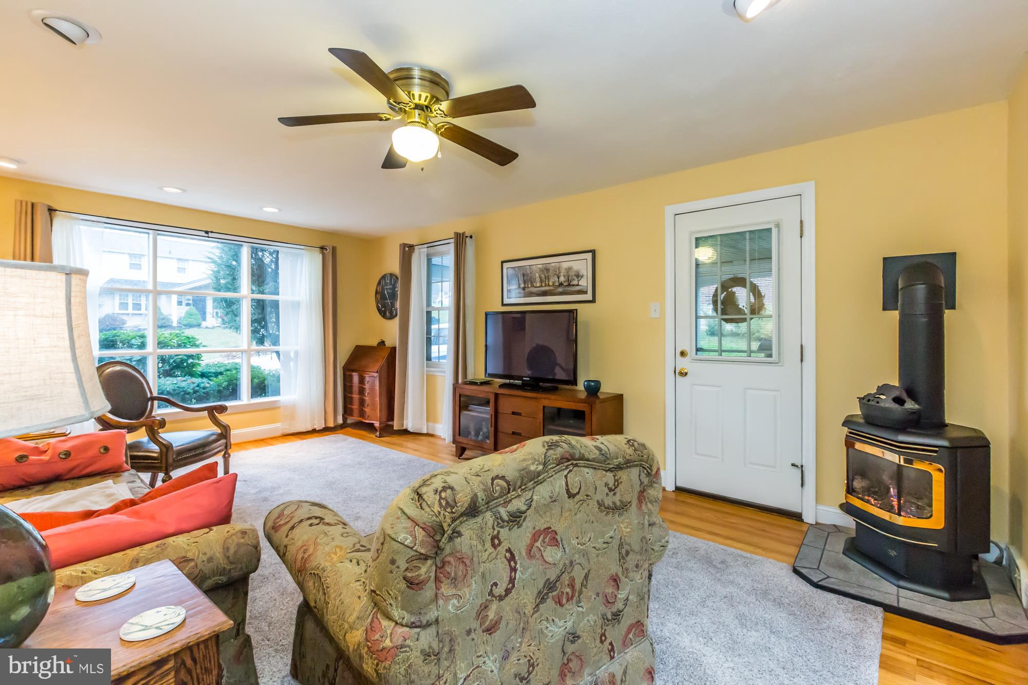 508 Fairmont Road Havertown, PA 19083 - Photo 9 of 40 Gallery Image 9
