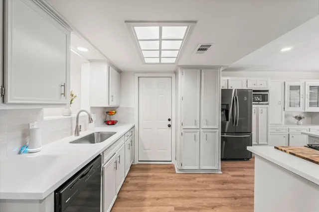 $235,000 | 9231 Rockcliff Drive, Houston, TX 77037