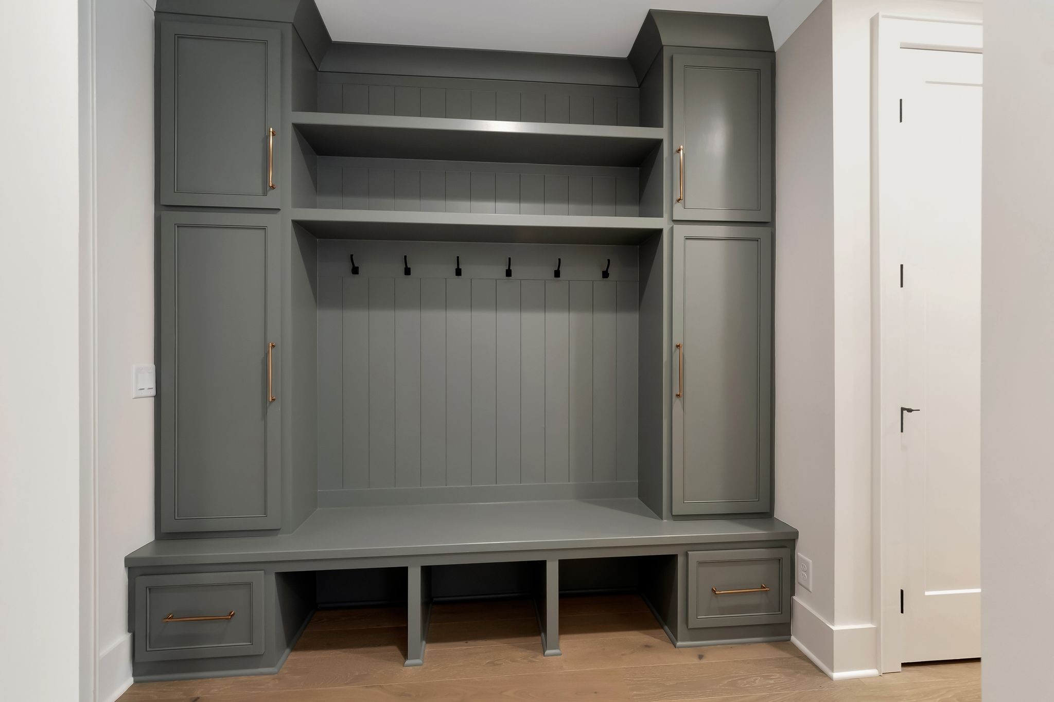 1072 Poplar Hill Road Lebanon, TN 37090 - Photo 20 of 49 a view of room with racks on the wall