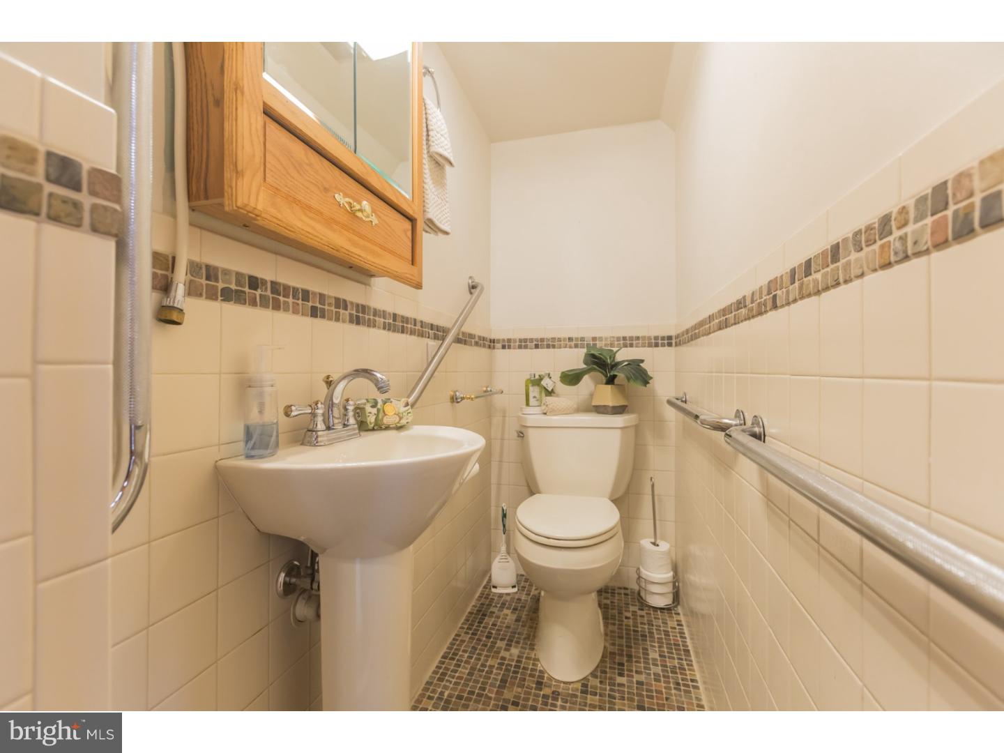 21 Meredith Road Wynnewood, PA 19096 - Photo 13 of 24 Bathroom