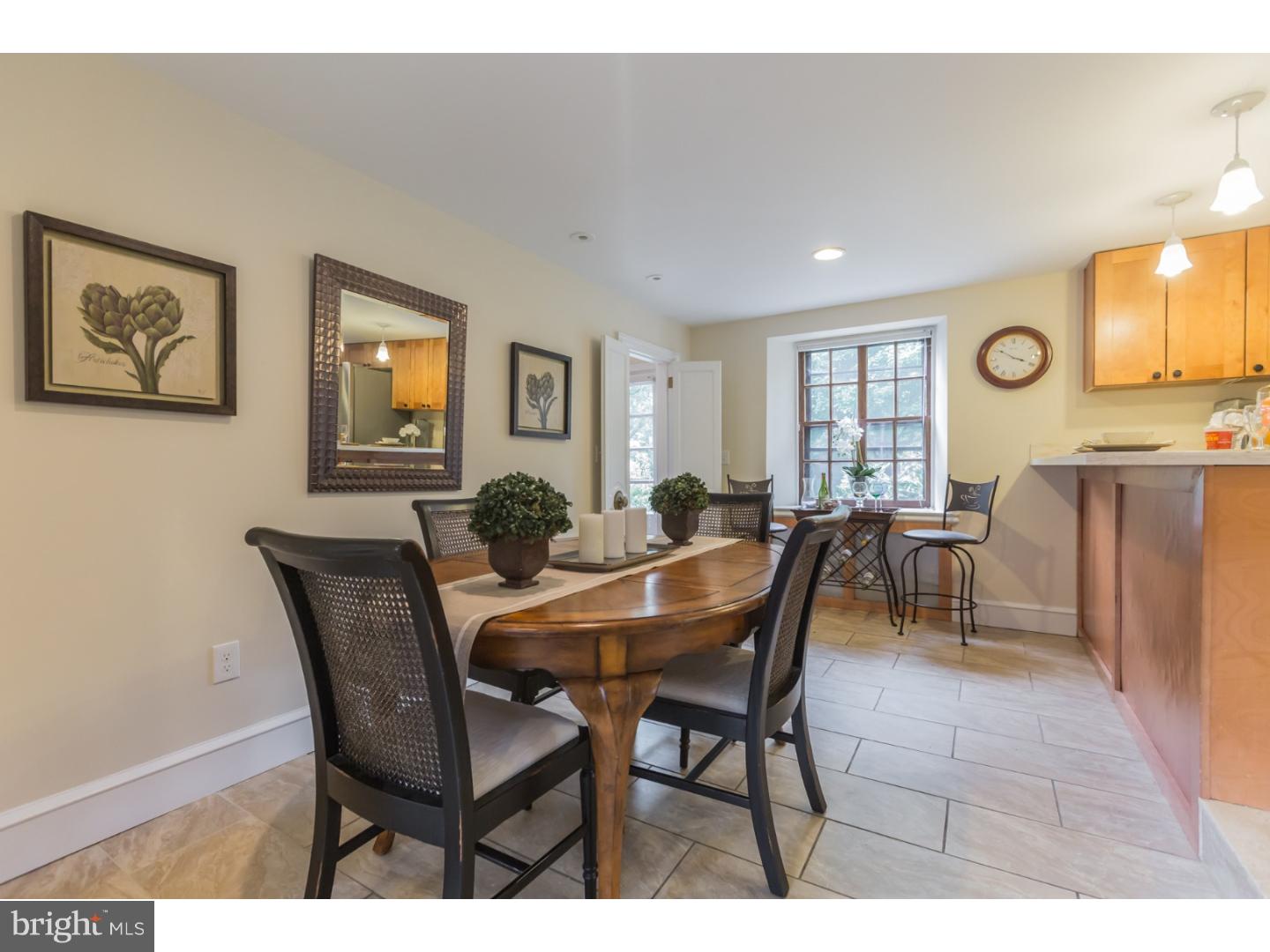 Breakfast Room