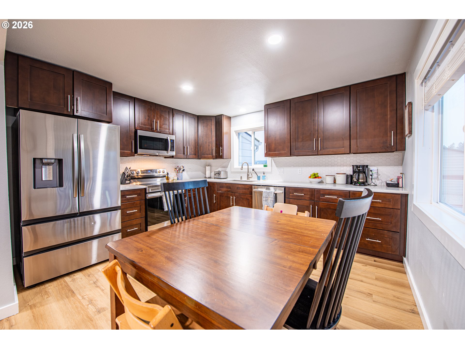 28500 Gimpl Hill Road Eugene, OR 97402 - Photo 12 of 38