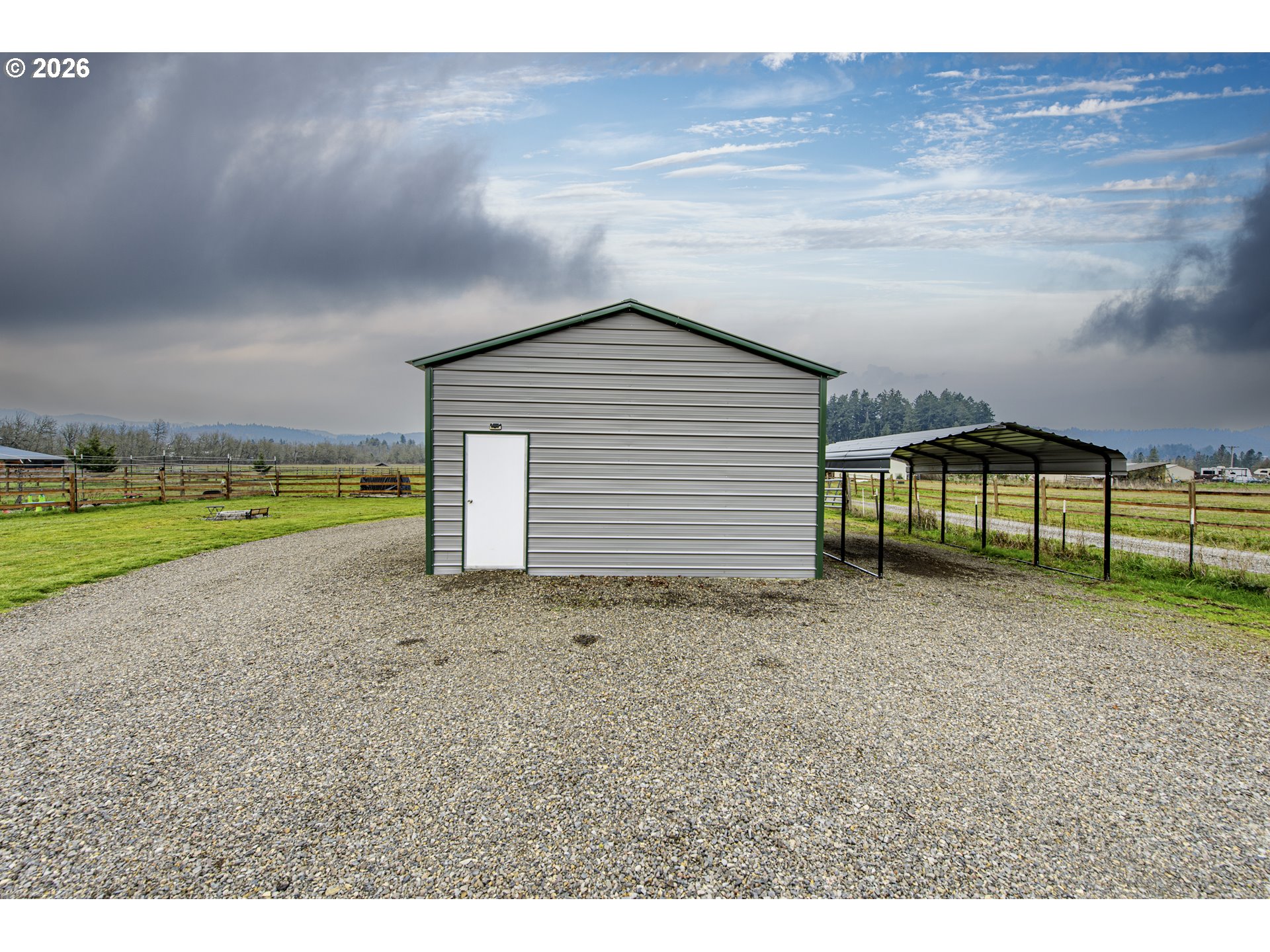 28500 Gimpl Hill Road Eugene, OR 97402 - Photo 29 of 38