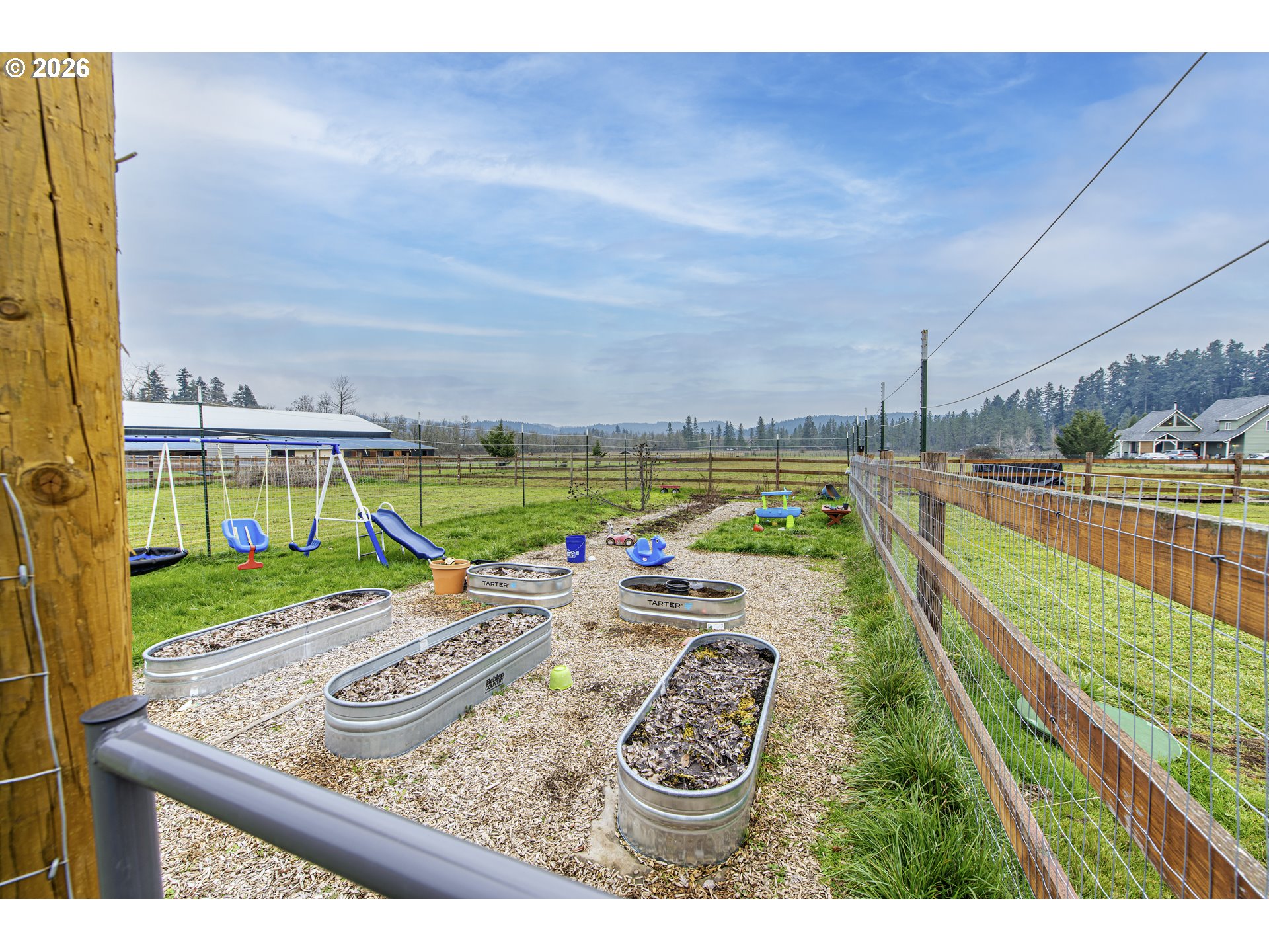 28500 Gimpl Hill Road Eugene, OR 97402 - Photo 31 of 38