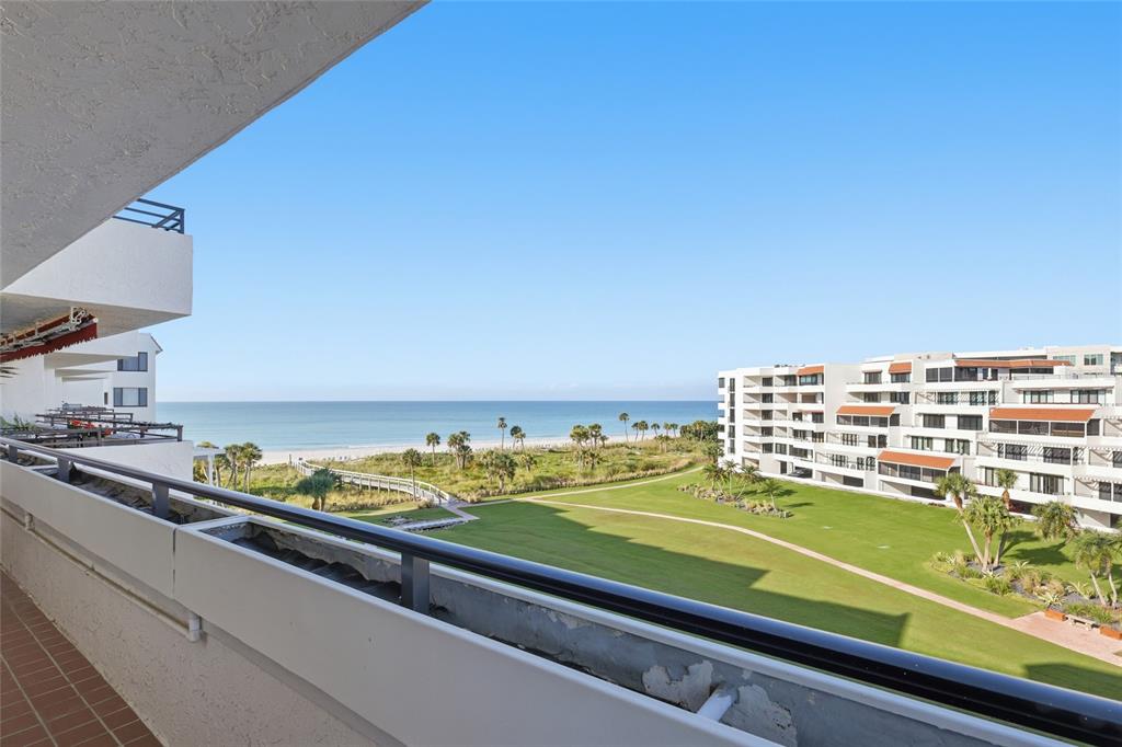 1425 Gulf Of Mexico Drive, Unit 408 Longboat Key, FL 34228 - Photo 30 of 45