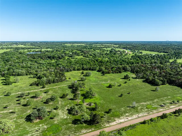 $499,000 | 4 Carmine Tx 78932, Carmine, TX 78932