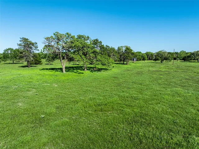 $499,000 | 4 Carmine Tx 78932, Carmine, TX 78932