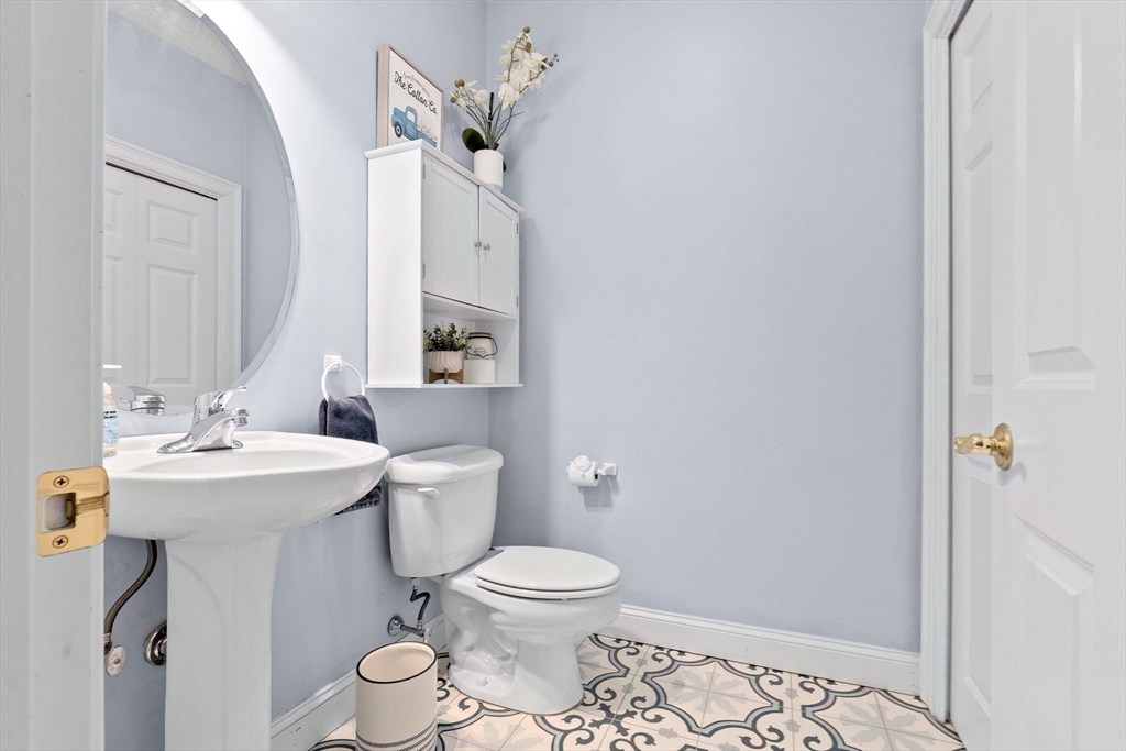 24 Highland Road, Unit 24 Westford, MA 01886 - Photo 5 of 27