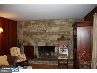 43 Longview Road Coatesville, PA 19320 - Photo 4 of 12 Family Room