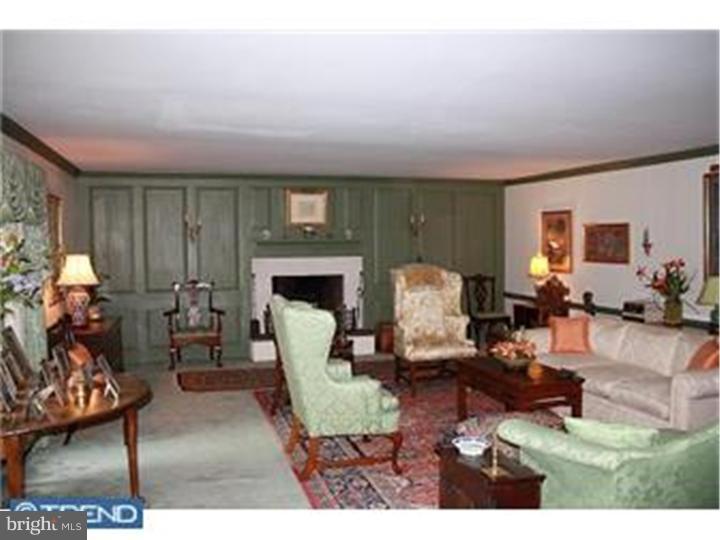 43 Longview Road Coatesville, PA 19320 - Photo 7 of 12 Living Room