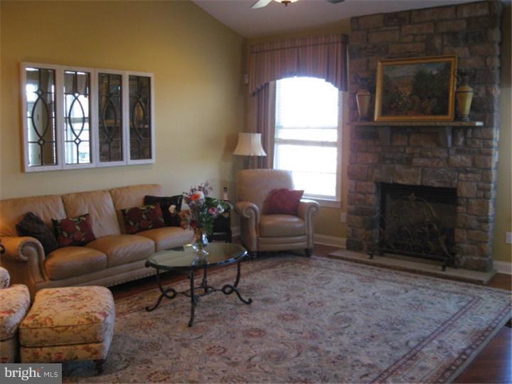 222 Sydney Road Holland, PA 18966 - Photo 12 of 24 Family Room