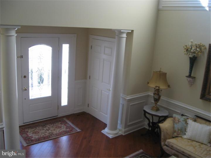 222 Sydney Road Holland, PA 18966 - Photo 4 of 24 Foyer