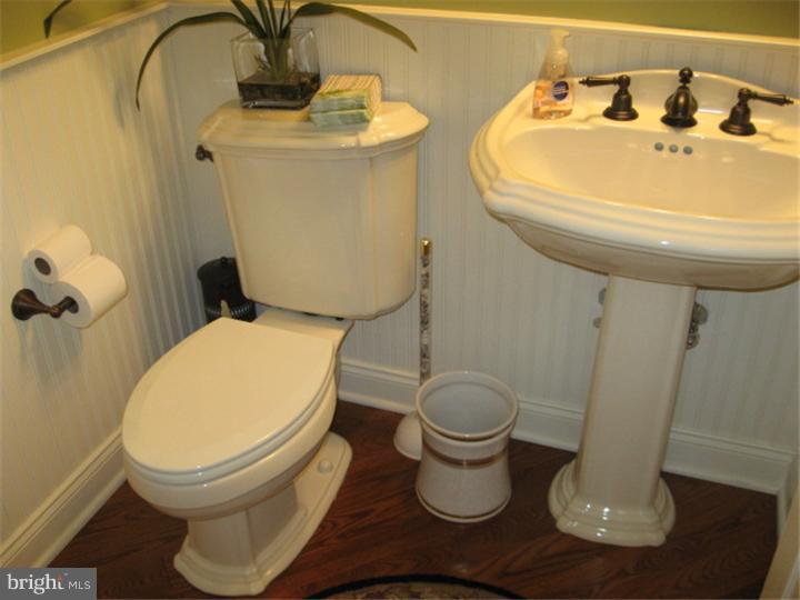 222 Sydney Road Holland, PA 18966 - Photo 9 of 24 Bathroom