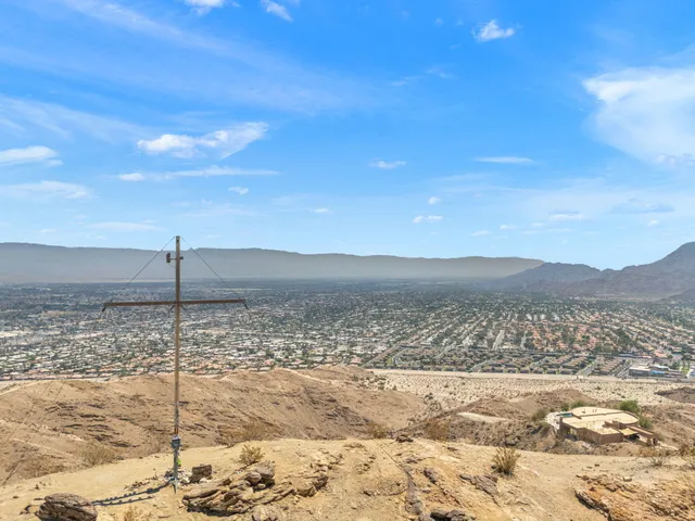 $277,500 | 72644 Raven Road, Unit 2, Palm Desert, CA 92260