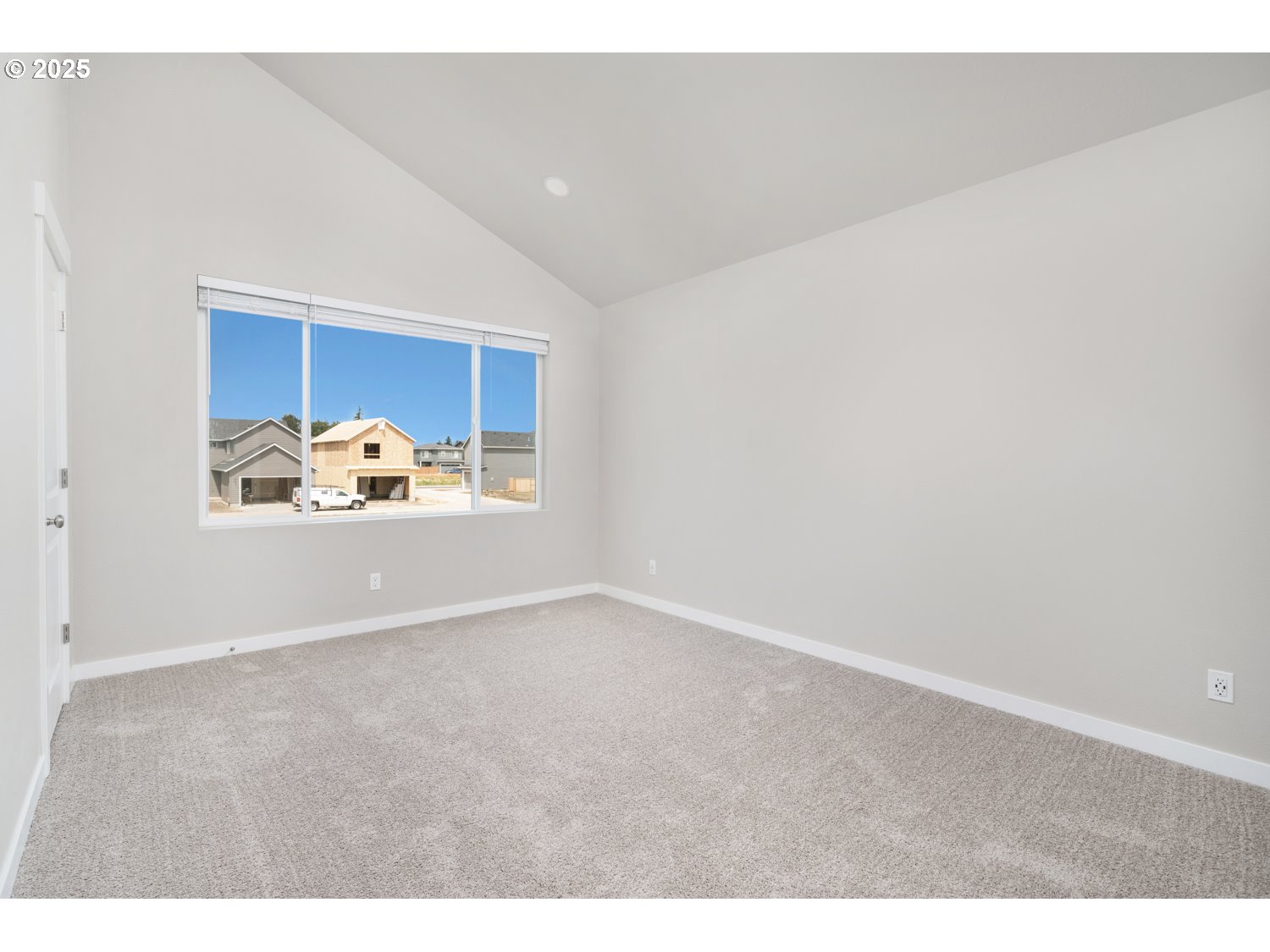 2802 South Ivy Street, Unit LOT 844 Cornelius, OR 97113 - Photo 5 of 24 a view of an empty room