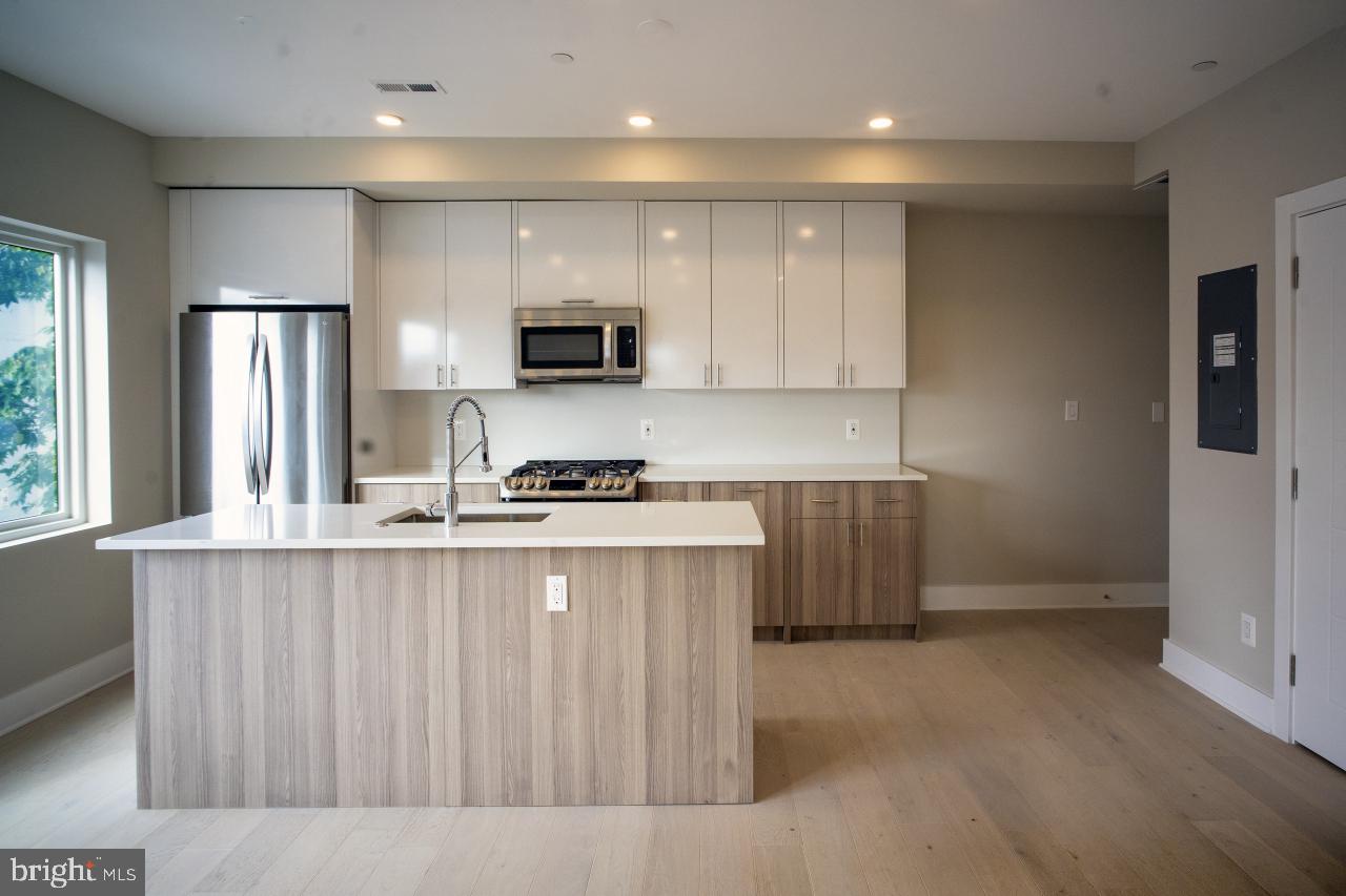 812 18th Street Northeast, Unit 6 Washington, DC 20002 - Photo 9 of 10
